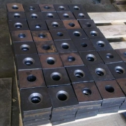 Литая анкерная плита 64x6 мм Ст3пс ГОСТ 24379.1-80 - фото