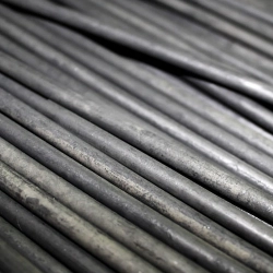 Графитовые электроды 100 мм ЭГС ГОСТ Р МЭК 60239-2014 - фото