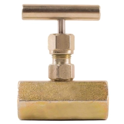 Игольчатый вентиль-клапан 15с68нж DN 15 мм PN 40 кгс/см2 Ст20 - фото