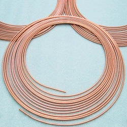 Медная капиллярная трубка холоднодеформированная 2х0.8х100000 мм М3 ГОСТ 2624-2016 - фото