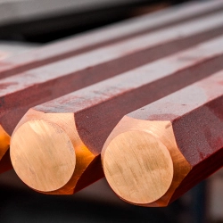 Медный шестигранник тянутый 50х4000 мм М0 ГОСТ 1535-2016 - фото