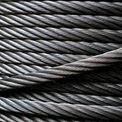 Трос нержавеющий 0.9х22000 мм ТК 1х19(1+6+12) 12Х18Н10Т ТУ 14-4-278-73 - фото